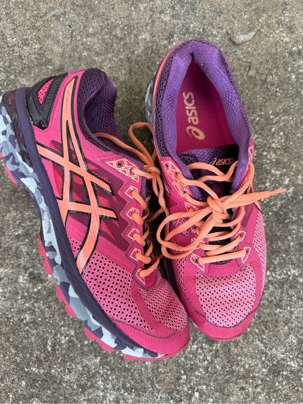 ASICS GT-2000 4 Women’s Running Shoes – Size 9
